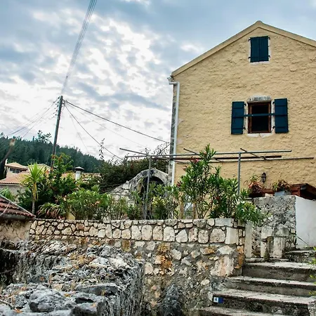 Nostos - Terra Apartment